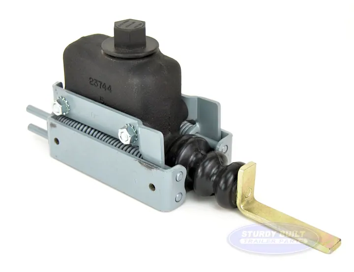 Dexter (formerly Titan) Model 10/20 Drum Brake Master Cylinder with Brackets
